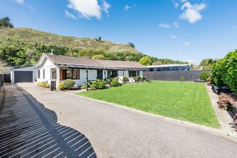 Photo of property in 87 Elizabeth Street, Waikanae, 5036