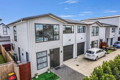 Photo of property in 6/684 Te Atatu Road, Te Atatu Peninsula, Auckland, 0610