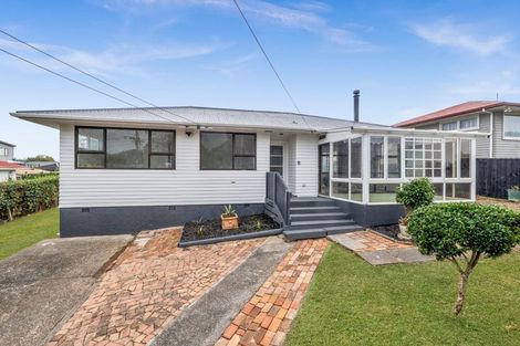 Photo of property in 63 Smiths Avenue, Papakura, 2110