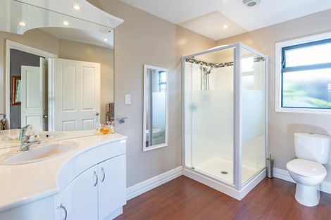 Photo of property in 16 Broadhaven Avenue, Parklands, Christchurch, 8083