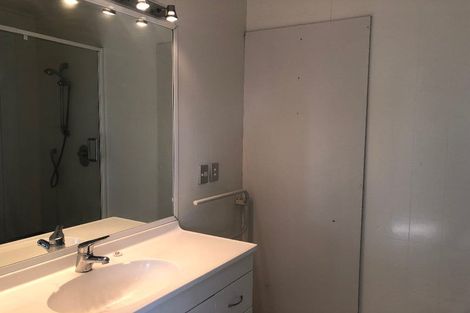 Photo of property in 2 Maniapoto Grove, Waipahihi, Taupo, 3330