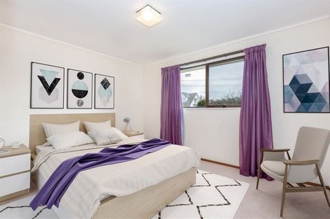 Photo of property in 1/47 Uxbridge Road, Mellons Bay, Auckland, 2014