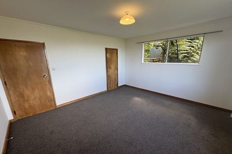 Photo of property in 13-13a Espin Crescent, Karori, Wellington, 6012