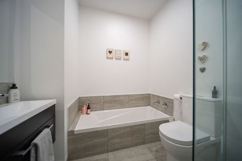 Photo of property in 5/78 Orangi Kaupapa Road, Northland, Wellington, 6012