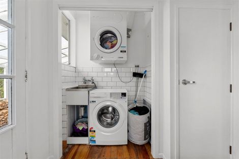 Photo of property in 55 Albert Street, Kawakawa, 0210