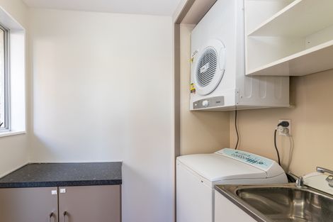 Photo of property in 523 Marine Parade, South New Brighton, Christchurch, 8062