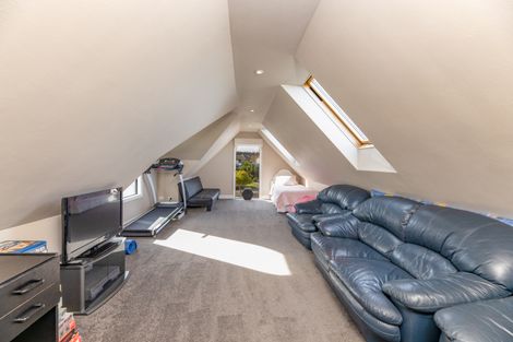 Photo of property in 16 Broadhaven Avenue, Parklands, Christchurch, 8083