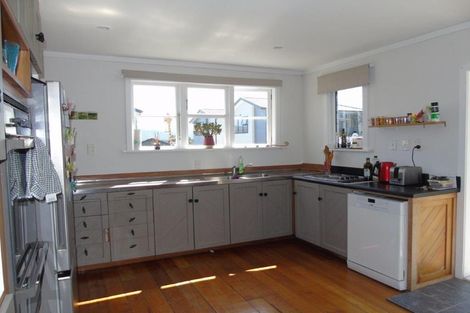 Photo of property in 85 Seddon Street, Naenae, Lower Hutt, 5011