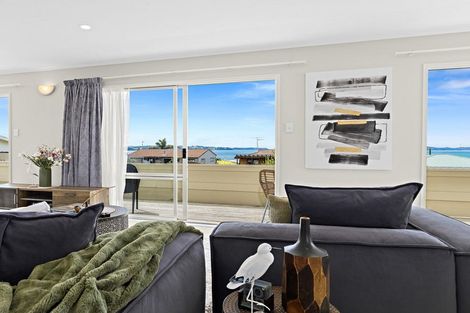 Photo of property in 8 Kotuku Place, Snells Beach, 0920