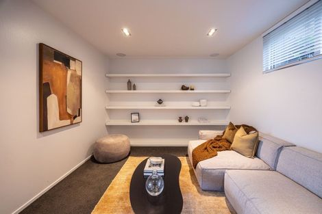 Photo of property in 363 Peninsula Road, Kelvin Heights, Queenstown, 9300