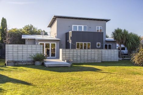 Photo of property in 8 Pisa Moorings Road, Mount Pisa, Cromwell, 9383