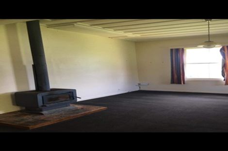 Photo of property in 42 Hussey Street, Waverley, 4510