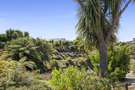 Photo of property in 9 Sampson Avenue, Waiwhakaiho, New Plymouth, 4312