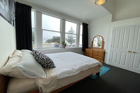 Photo of property in 156a Oriental Parade, Oriental Bay, Wellington, 6011