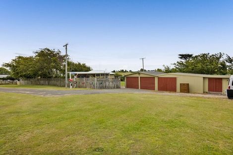 Photo of property in 15 Gilbert Street, Kakaramea, Patea, 4598