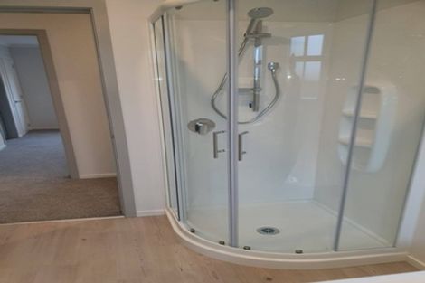 Photo of property in 43b Wainuiomata Road, Wainuiomata, Lower Hutt, 5014