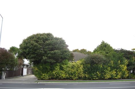 Photo of property in 39 Curletts Road, Sockburn, Christchurch, 8042