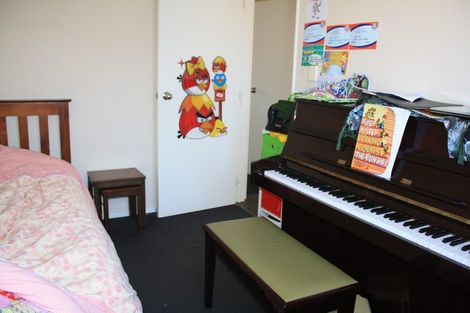 Photo of property in 22 Rotoiti Avenue, Pakuranga Heights, Auckland, 2010