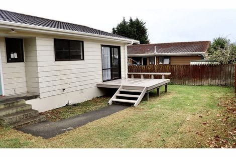 Photo of property in 1/41 Taitimu Drive, Weymouth, Auckland, 2103