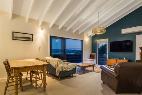 Photo of property in 22 Gordon Road, Plimmerton, Porirua, 5026