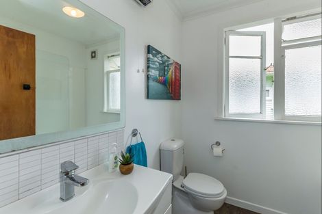 Photo of property in 9 Hannan Street, Levin, 5510