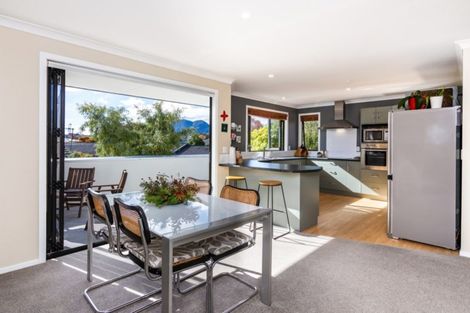 Photo of property in 2/17 Rainbow Drive, Rainbow Point, Taupo, 3330