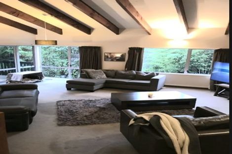 Photo of property in 498 Stokes Valley Road, Stokes Valley, Lower Hutt, 5019