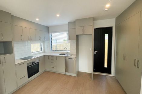 Photo of property in 4/5 Brandon Road, Glen Eden, Auckland, 0602