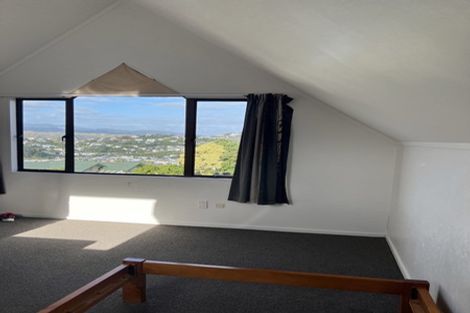 Photo of property in 2 Kaikoura Street, Maupuia, Wellington, 6022