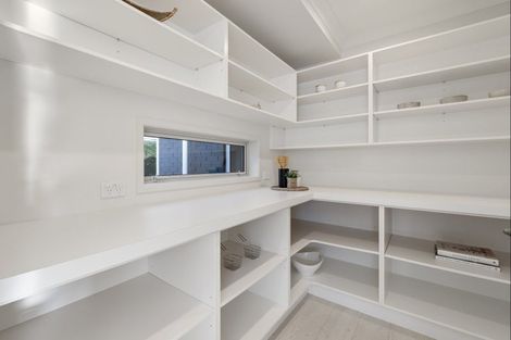 Photo of property in 83 Sandhurst Drive, Papamoa Beach, Papamoa, 3118