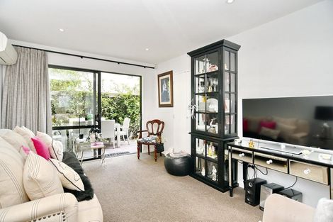 Photo of property in 7/250 Worcester Street, Christchurch Central, Christchurch, 8011