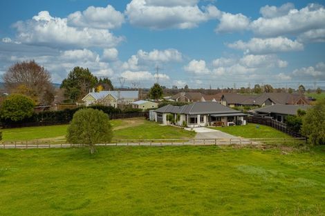 Photo of property in 127 Milton Street, Leamington, Cambridge, 3432