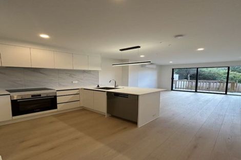Photo of property in 9/11 Stottholm Road, Titirangi, Auckland, 0604