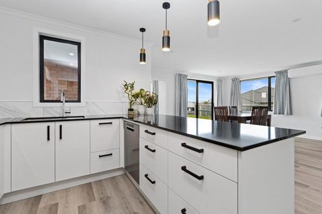 Photo of property in 8 Waitihi Way, Rototuna North, Hamilton, 3210