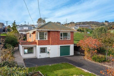 Photo of property in 8 Elwyn Crescent, Green Island, Dunedin, 9018