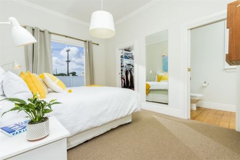 Photo of property in 1d Eversleigh Road, Belmont, Auckland, 0622