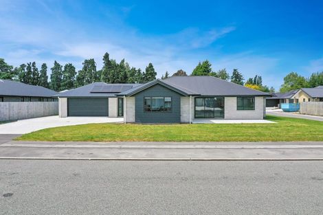 Photo of property in 28 Geoff Geering Drive, Netherby, Ashburton, 7700