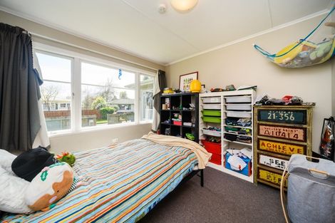 Photo of property in 2 Tern Place, Hokowhitu, Palmerston North, 4410