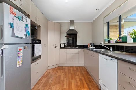 Photo of property in 177 Old Farm Road, Hamilton East, Hamilton, 3216