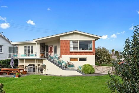 Photo of property in 24 Charles Crescent, Beerescourt, Hamilton, 3200