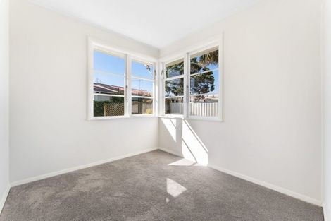 Photo of property in 3 Ellen Street, Manurewa East, Auckland, 2102