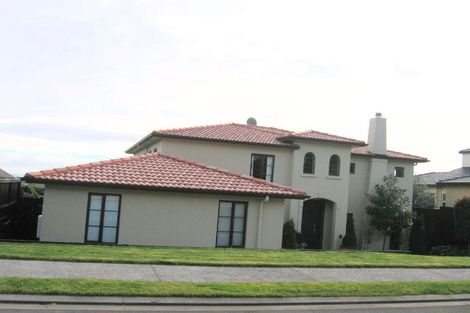 Photo of property in 19 Brooke Ridge Rise, East Tamaki Heights, Auckland, 2016