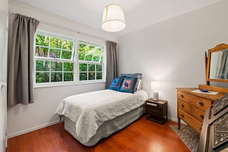 Photo of property in 3 Awaruku Road, Torbay, Auckland, 0630