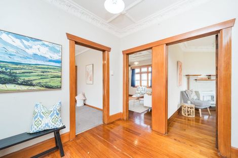 Photo of property in 43 Lyndhurst Street, Takaro, Palmerston North, 4412