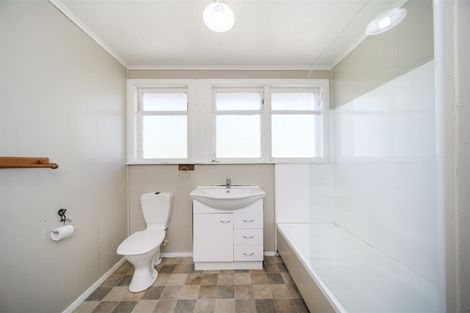 Photo of property in 30 Manawatu Street, Hokowhitu, Palmerston North, 4410