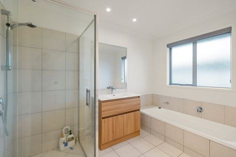 Photo of property in 5 Compton Grove, Huntington, Hamilton, 3210