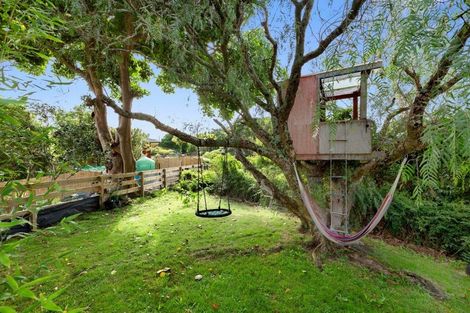 Photo of property in 20 East Street, Raglan, 3225