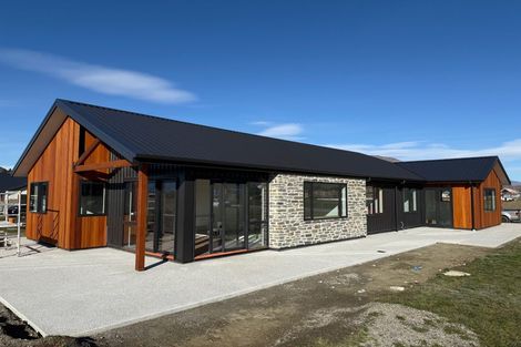 Photo of property in 31 Packer Road, Wanaka, 9382