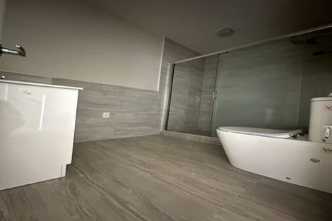 Photo of property in 13 Millcroft Lane, Ranui, Auckland, 0612