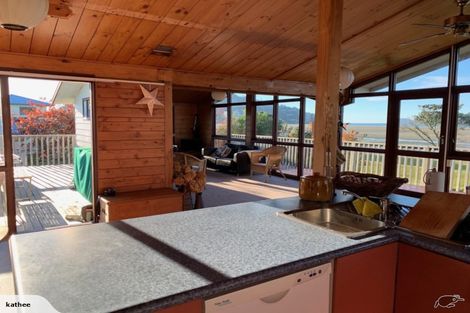 Photo of property in 23 Manaia Road, Tairua, 3508